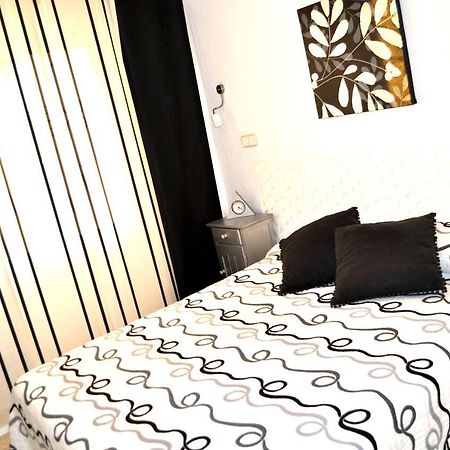 Retiro, 1 Dormitorio By BookinDénia Extérieur photo